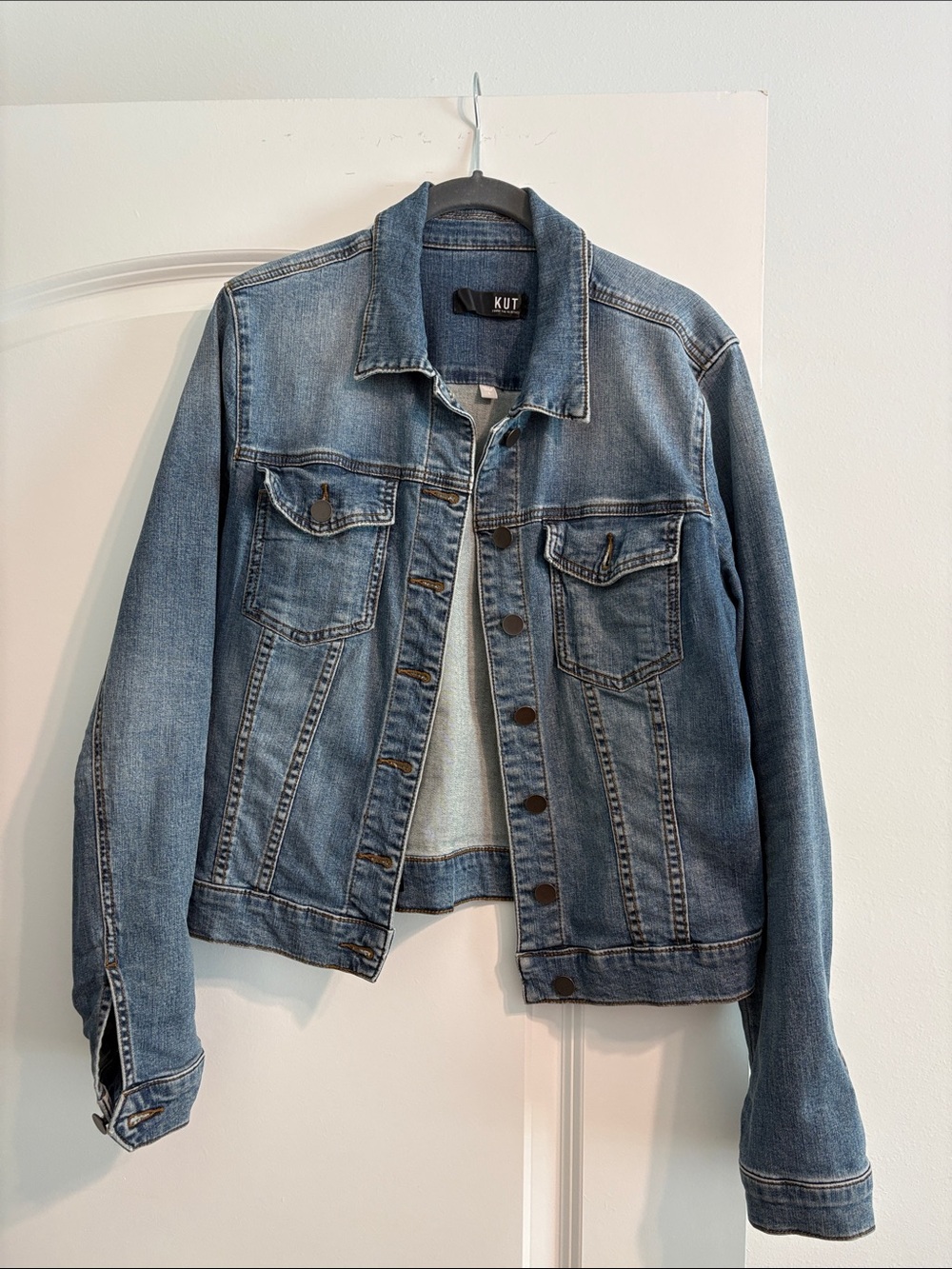 Kut from the Kloth Medium Blue Denim Jacket